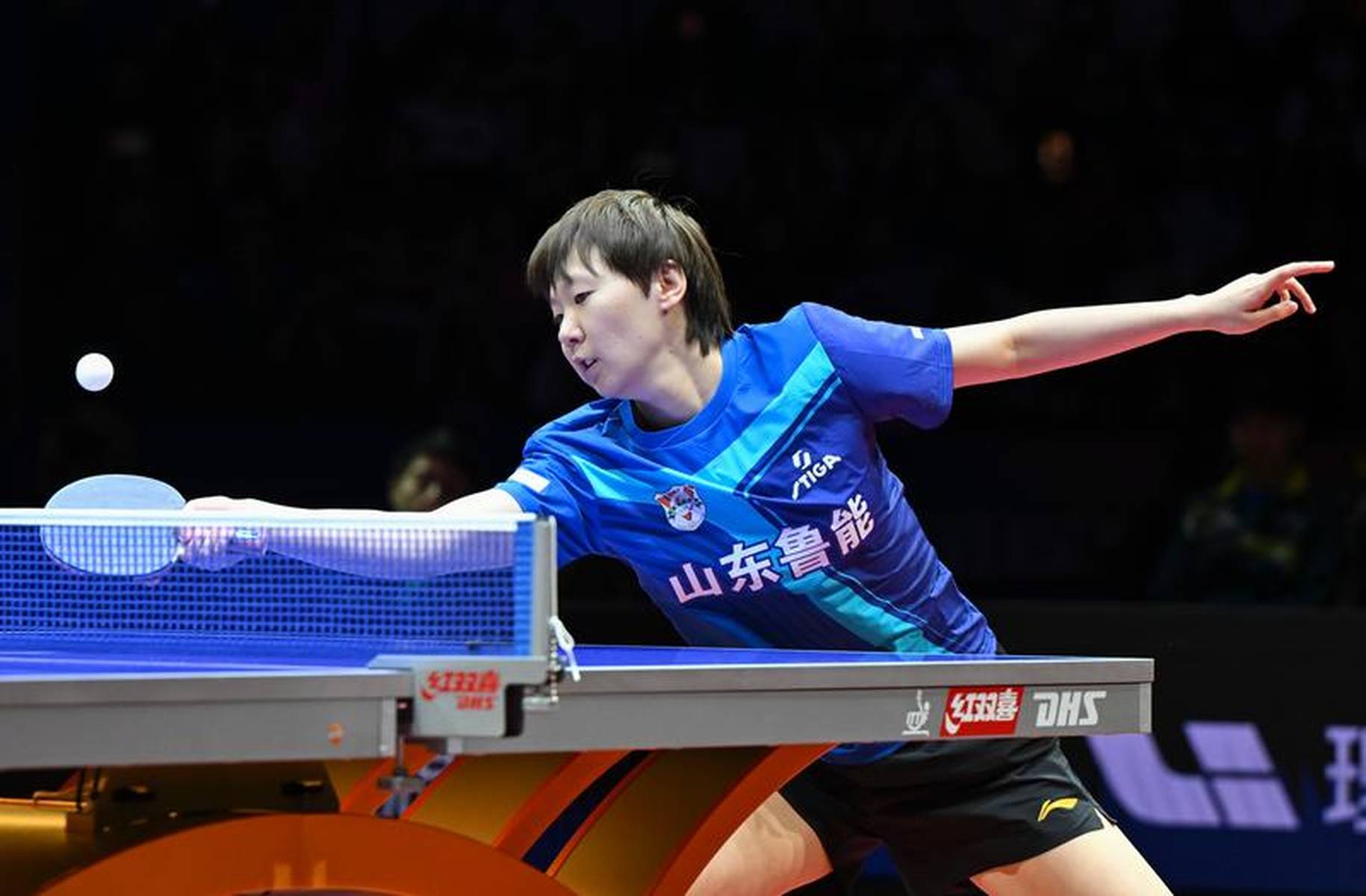 王曼昱挺进乒超女团决赛 率山东鲁能展现强大统治力