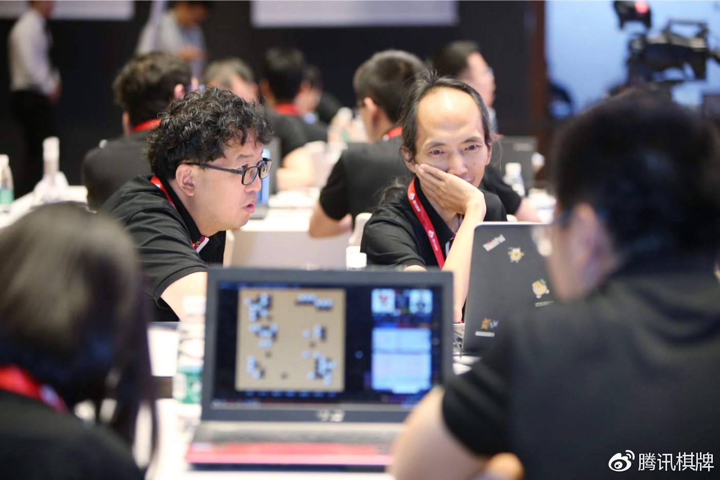 人机智力巅峰对决！174名北大学生迎特殊考试，挑战AI极限