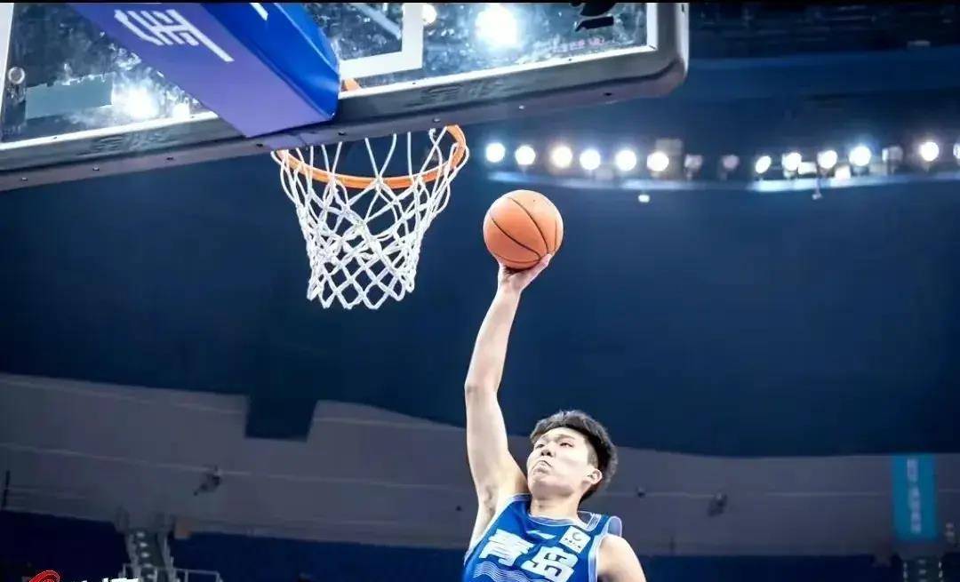 杨瀚森，正视差距，全力追赶，新星的光芒在追赶中愈发闪亮